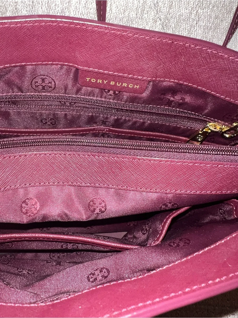 Tory Burch Leather Shoulder Bag. Excellent Condition